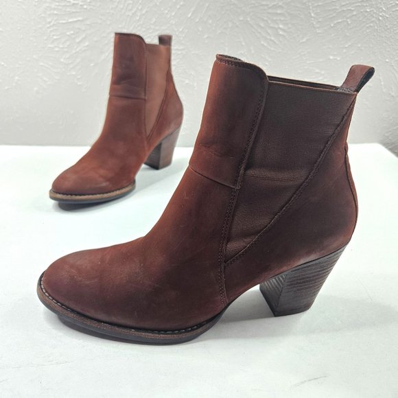 Paul Green Shoes - Paul Green Western Ankle Booties Size 8 Brown Suede Pull On Short Cowgirl Boots